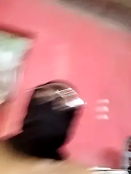 Snapshot of naughtygrannyXXX chatting on 03/07/25, 06:24 naughtygrannyXXX online show from 03/07/25, 06:24