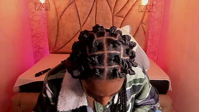 Queen perla  online show from 02/27/25, 12:23