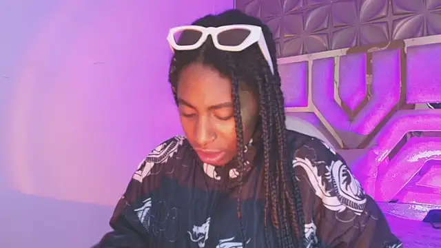 Queen perla  online show from 03/21/26, 12:10