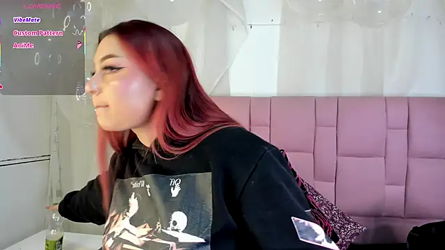 samantha-black online show from 10/21/25, 05:46