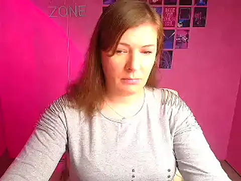 Lissmilf online show from 12/20/25, 12:45