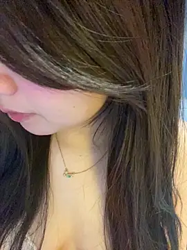 Hotellinh12 online show from 11/18/25, 03:27