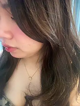 Hotellinh12 online show from 01/14/26, 05:02