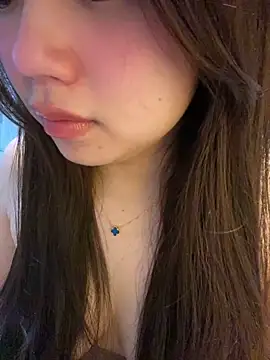 Hotellinh12 online show from 02/03/26, 04:34