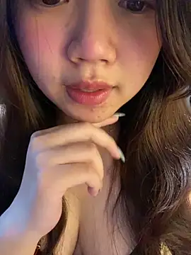 Hotellinh12 online show from 04/06/26, 11:44