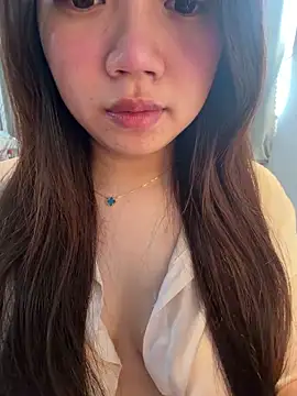 Hotellinh12 online show from 04/10/26, 05:56