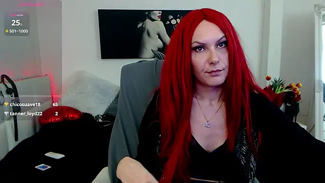 Snapshot of EvelynQueenn chatting on 03/11/25, 06:53 EvelynQueenn online show from 03/11/25, 06:53