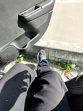 Snapshot of Bemgalado chatting on 02/26/25, 02:14 Bemgalado online show from 02/26/25, 02:14