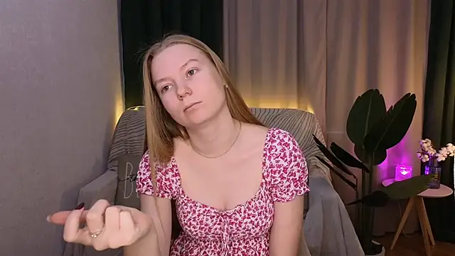Snapshot of CarolynCohen__ chatting on 03/20/25, 02:08 CarolynCohen online show from 03/20/25, 02:08