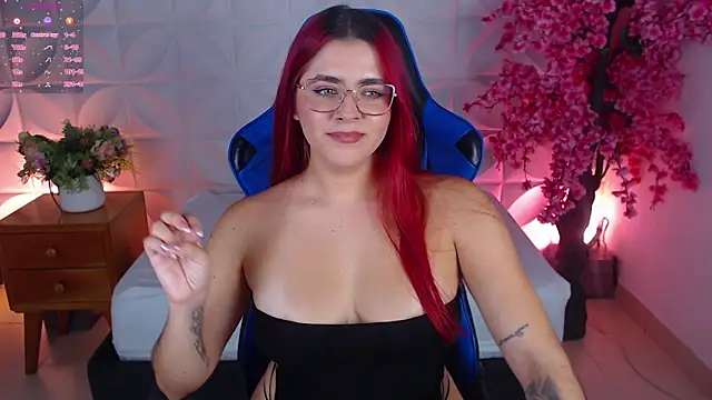 lizowenn  online show from 02/10/26, 07:51