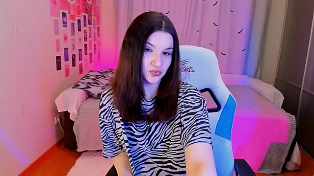 Vanessa Verona online show from 02/08/25, 01:22