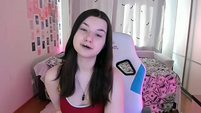 Vanessa Verona online show from 03/19/25, 09:17