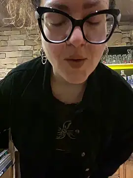 Snapshot of peachgirlmartyna chatting on 02/18/26, 05:09 peachgirlmartyna online show from 02/18/26, 05:09