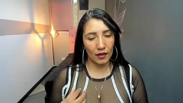 GiaFox  online show from 02/08/25, 06:33