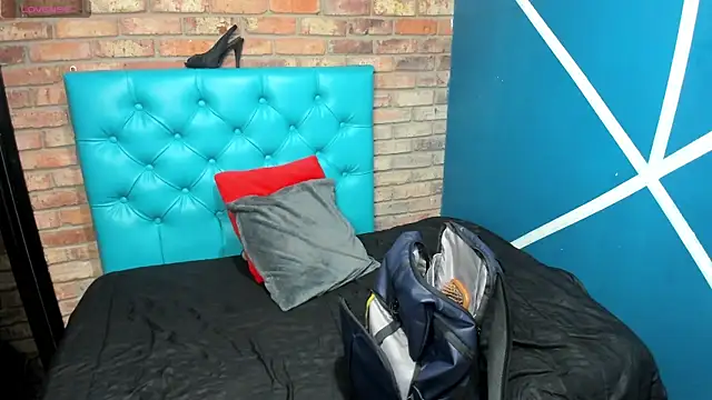 GiaFox  online show from 10/08/25, 02:04