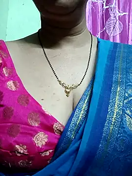 Rosy-B online show from 04/08/26, 10:54