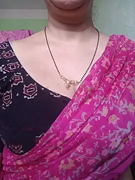 Snapshot of Rosy-B chatting on 07/14/26, 10:21 Rosy-B online show from 07/14/26, 10:21
