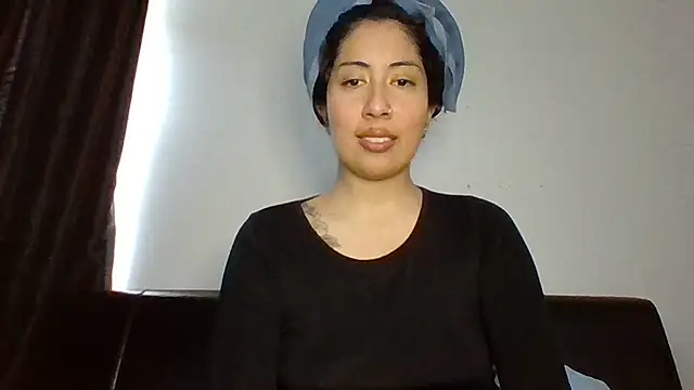 Snapshot of LorenaAnderson chatting on 02/20/25, 02:13 LorenaAnderson online show from 02/20/25, 02:13