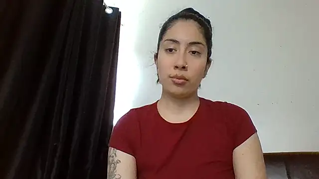 Snapshot of LorenaAnderson chatting on 03/17/25, 01:29 LorenaAnderson online show from 03/17/25, 01:29