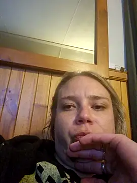 Snapshot of Off_the_Lesh chatting on 09/25/25, 03:05 Off the Lesh online show from 09/25/25, 03:05