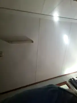 Snapshot of Off_the_Lesh chatting on 10/04/25, 11:03 Off the Lesh online show from 10/04/25, 11:03