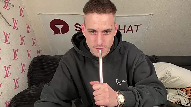 Cookieboy88 online show from 02/11/25, 06:33