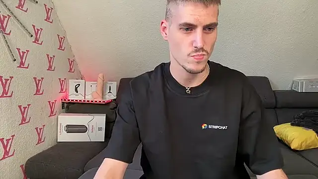 Cookieboy88 online show from 09/30/25, 04:01