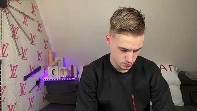 Cookieboy88 online show from 02/02/26, 03:33