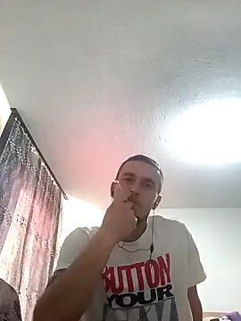 mayk18cm online show from 12/31/24, 01:19