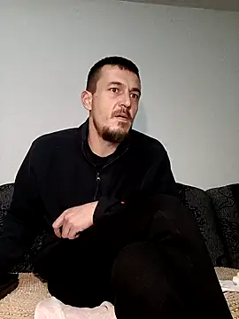 mayk18cm online show from 02/02/25, 03:43