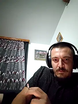 mayk18cm online show from 09/29/25, 10:14