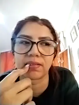 AriaRusso online show from 02/01/25, 11:37