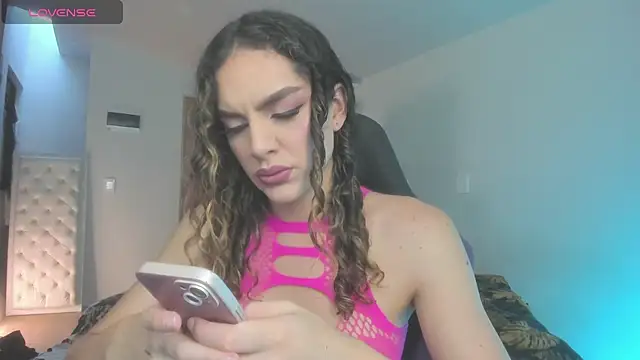 mariiahneedles online show from 06/29/26, 10:54