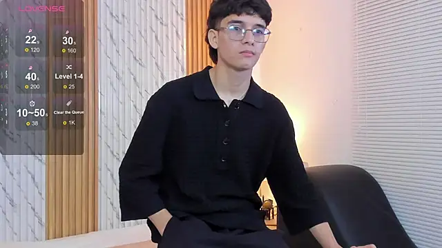 Snapshot of billie_jr chatting on 11/04/25, 03:38 billie jr online show from 11/04/25, 03:38