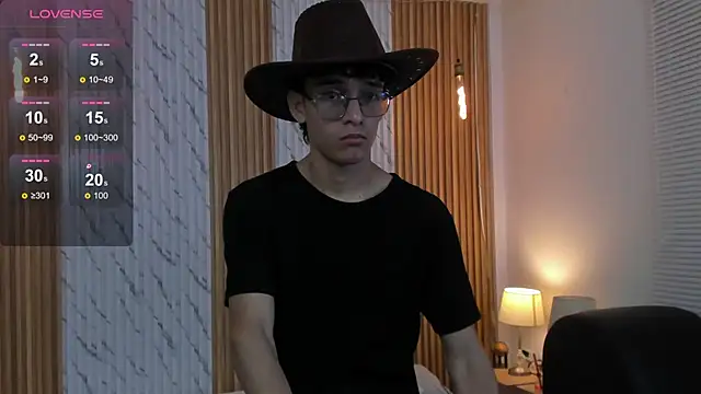 Snapshot of billie_jr chatting on 11/09/25, 03:49 billie jr online show from 11/09/25, 03:49