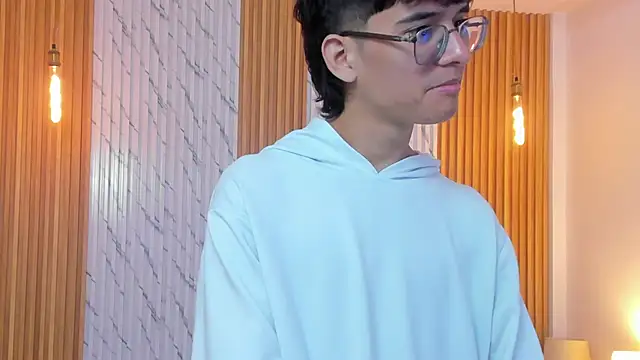 Snapshot of billie_jr chatting on 12/13/25, 07:53 billie jr online show from 12/13/25, 07:53