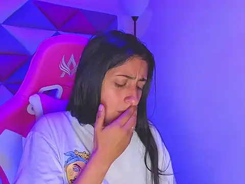 Cameron cutte online show from 12/03/25, 03:14