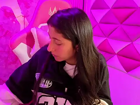 Cameron cutte online show from 02/22/26, 03:40