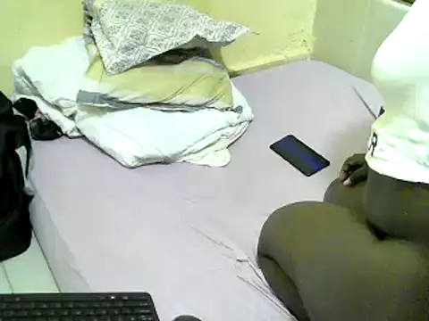 Snapshot of pretty_viel chatting on 01/20/25, 02:57 pretty viel online show from 01/20/25, 02:57