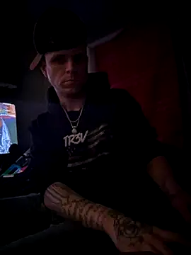 traejddd online show from 10/16/25, 04:46