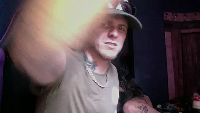 Snapshot of traejddd chatting on 07/18/26, 03:49 traejddd online show from 07/18/26, 03:49