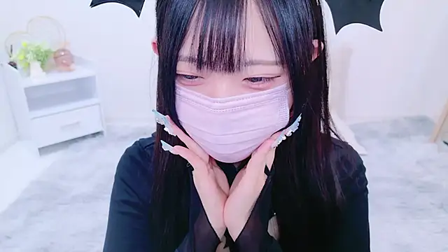 Snapshot of Suzu_ch_xx chatting on 01/02/25, 06:45 Suzu ch xx online show from 01/02/25, 06:45