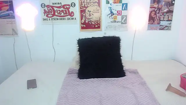 ari rossee online show from 02/09/25, 08:56