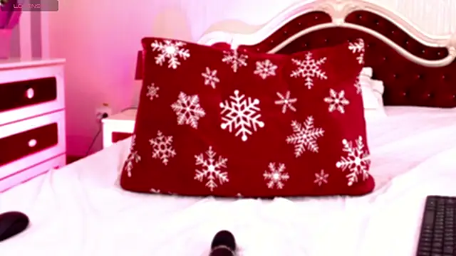 Snapshot of StacyLight chatting on 01/25/25, 12:38 StacyLight online show from 01/25/25, 12:38