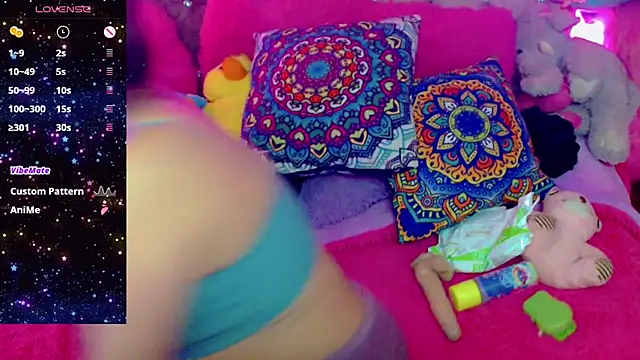 Snapshot of martina_bk chatting on 02/18/25, 12:59 martina bk online show from 02/18/25, 12:59