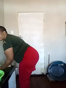 FreakyAngel3X online show from 04/28/26, 10:53