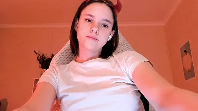 Britney Ross online show from 03/06/26, 02:41