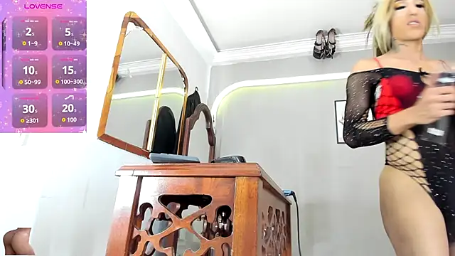 Jimena Grey online show from 12/03/25, 08:40