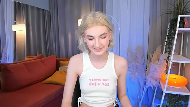 Snapshot of Mia_Cheers chatting on 03/09/25, 01:59 Mia Cheers online show from 03/09/25, 01:59