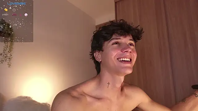 Snapshot of badboy_one_ chatting on 09/11/25, 10:43 badboy one online show from 09/11/25, 10:43